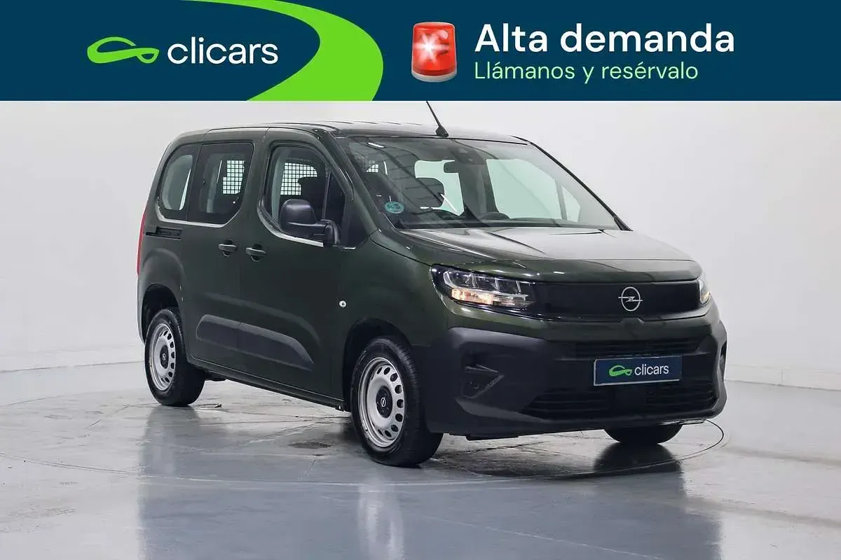 Usado Opel Combo Edition 102 CV (75 kW) 2025 Verde Monovolumen