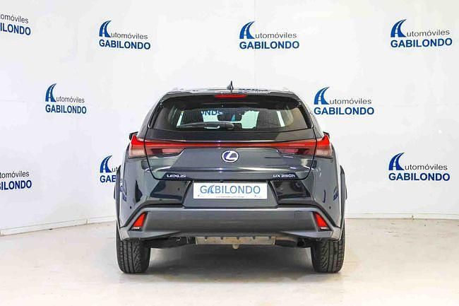 Usado Lexus UX Business Edition 184 CV (135 kW) 2021 Negro SUV