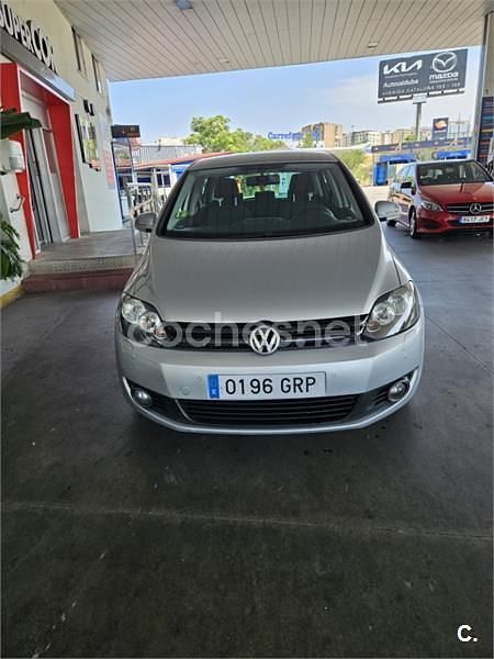 Begagnad VW Golf Plus Cross Sport 122 HK (89 kW) 2009 Grå Minibuss