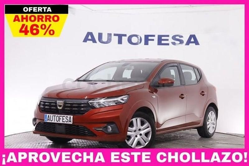 Usado Dacia Sandero Comfort 101 CV (74 kW) 2021 Granate Berlina