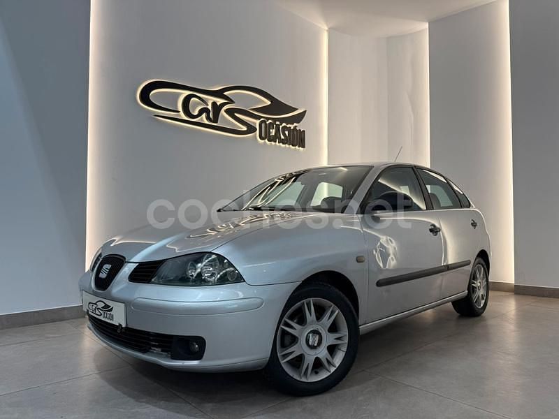 Gris / plata Usado 2004 Seat Ibiza Berlina | 3500 € (Precio justo) - Imagen 1/4