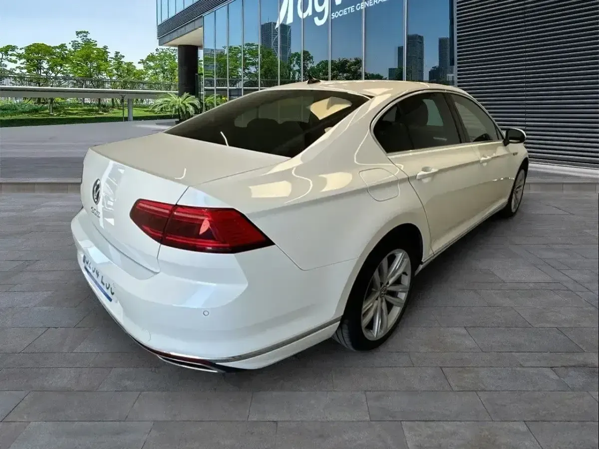 Usado VW Passat GTE 218 CV (160 kW) 2021 Blanco Berlina