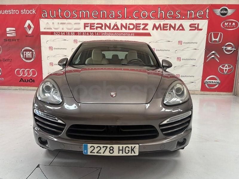 Usado Porsche Cayenne 245 CV (180 kW) 2011 Marrón SUV