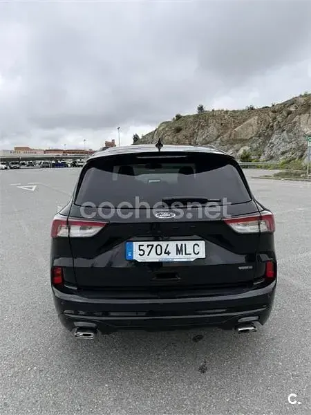 Usado Ford Kuga ST-Line X 190 CV (139 kW) 2023 Negro SUV