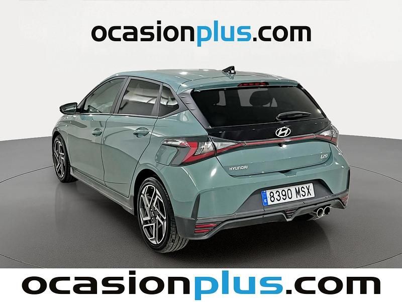 Usado Hyundai i20 N Line 80 CV (58 kW) 2024 Verde Utilitario