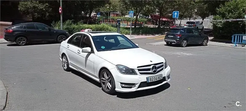 Usado Mercedes C350 306 CV (225 kW) 2014 Blanco Berlina