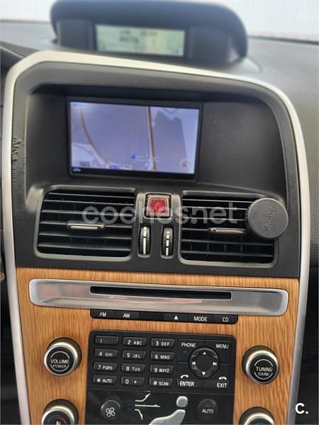 Usado Volvo XC60 Kinetic 185 CV (136 kW) 2010 Blanco SUV