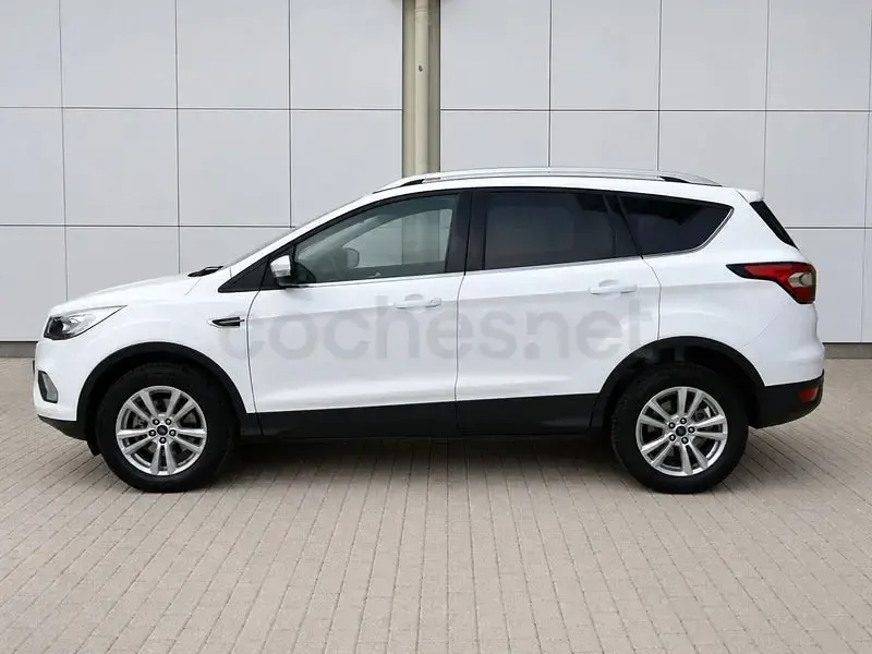Usado Ford Kuga Titanium 120 CV (88 kW) 2018 Blanco SUV