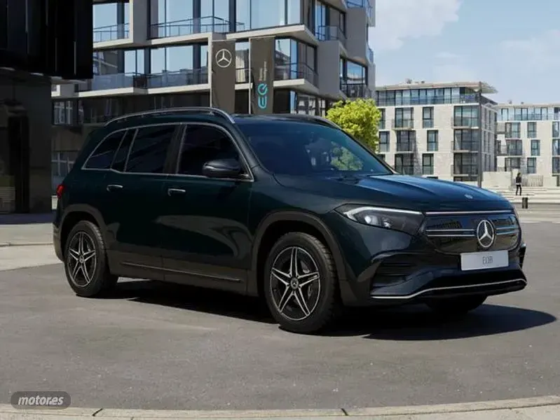 Usado Mercedes EQB300 167 kW (228 CV) 2023 Negro SUV