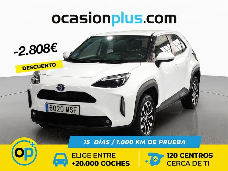 Usado Toyota Yaris Cross Active 116 CV (85 kW) 2024 Blanco SUV