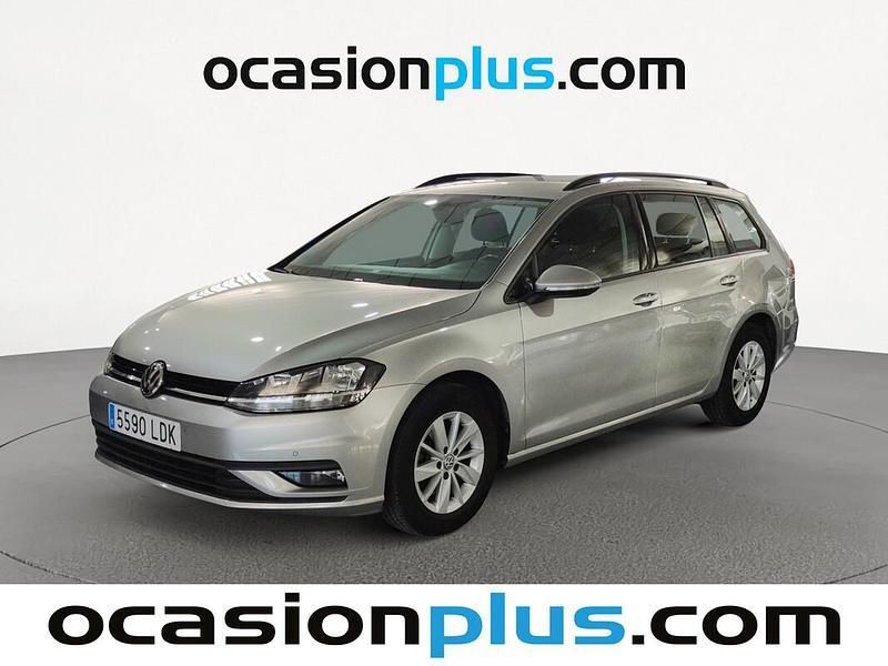 Gris plata Usado 2019 VW Golf VII Business Familiar | 11.818 € (Buen precio) - Imagen 1/4