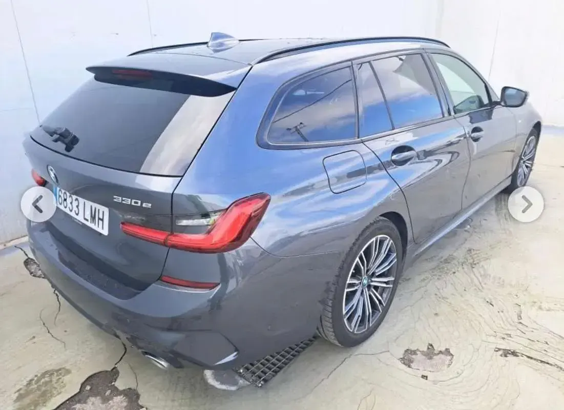 Usado BMW 330e 292 CV (214 kW) 2021 Gris Familiar