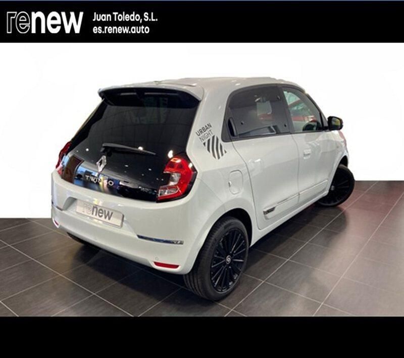Usado Renault Twingo Urban 60 kW (82 CV) 2024 Blanco Utilitario
