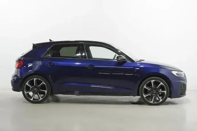 Usado Audi A1 Black Edition 116 CV (85 kW) 2025 SUV