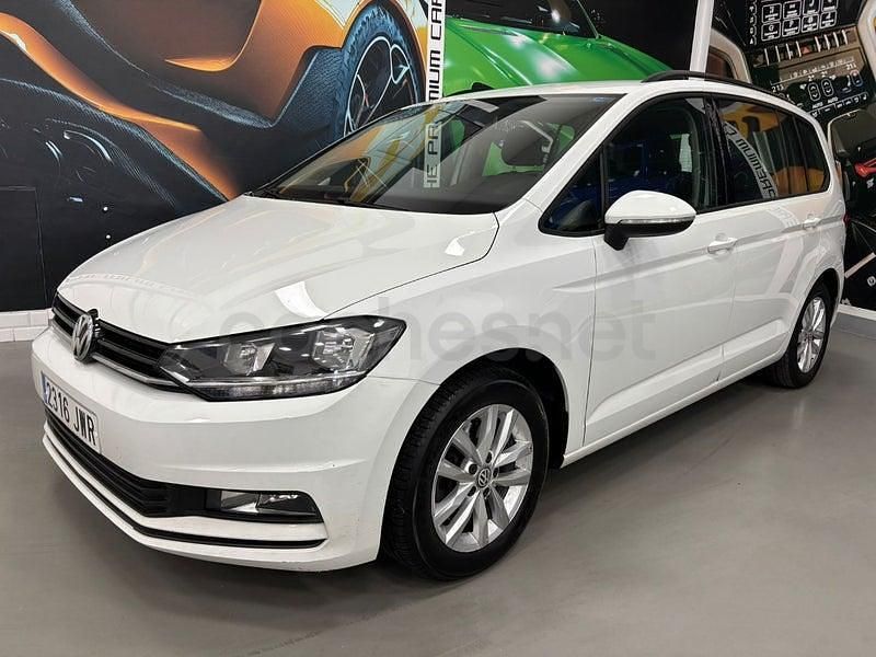 Usado VW Touran Business 115 CV (84 kW) 2017 Blanco Monovolumen