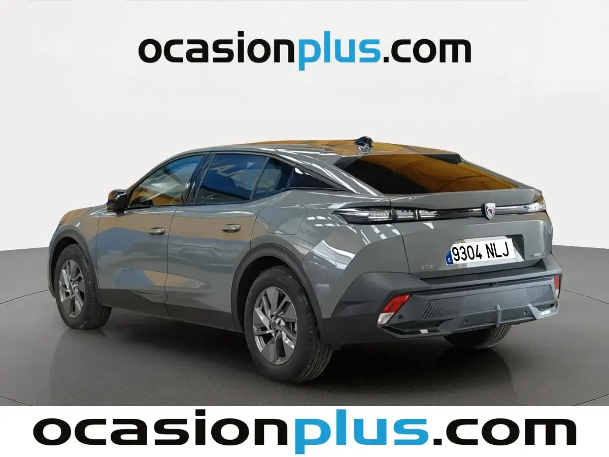 Usado Peugeot 408 Allure 180 CV (132 kW) 2024 Gris SUV