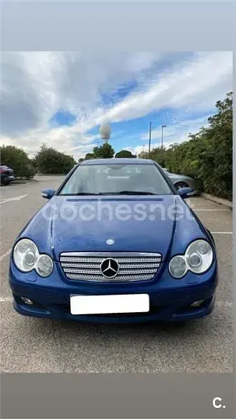 Usado Mercedes C180 Sport Edition 143 CV (105 kW) 2007 Azul Berlina