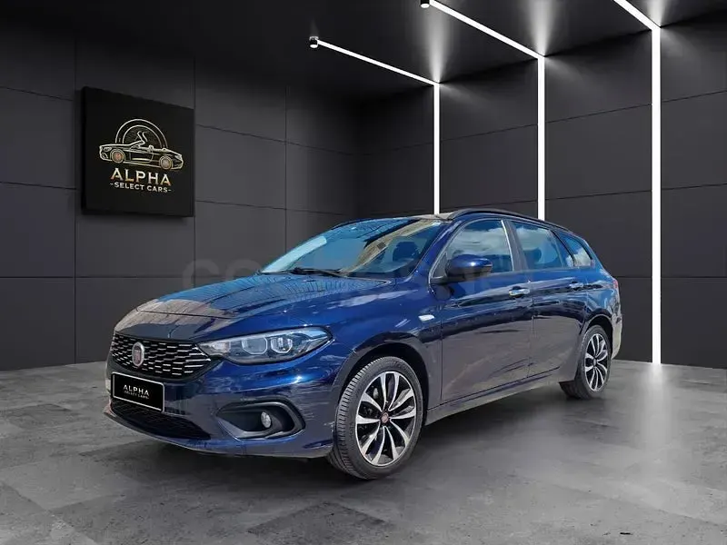 Usado Fiat Tipo Easy 95 CV (69 kW) 2017 Azul Familiar