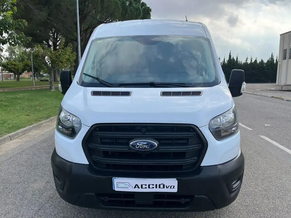 Usado Ford Transit Ambiente 130 CV (95 kW) 2020 Blanco Van