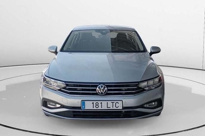 Usado VW Passat 150 CV (110 kW) 2021 Berlina