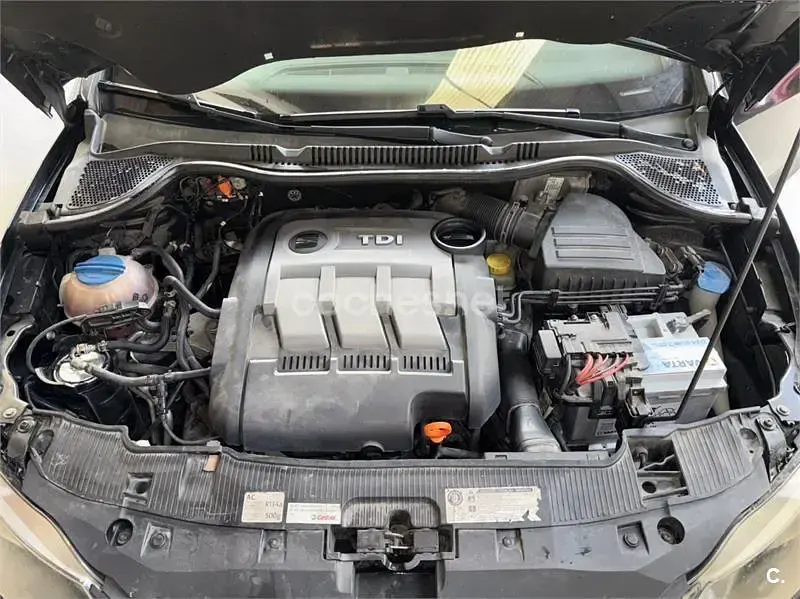 Usado Seat Ibiza Reference 75 CV (55 kW) 2013 Negro Berlina