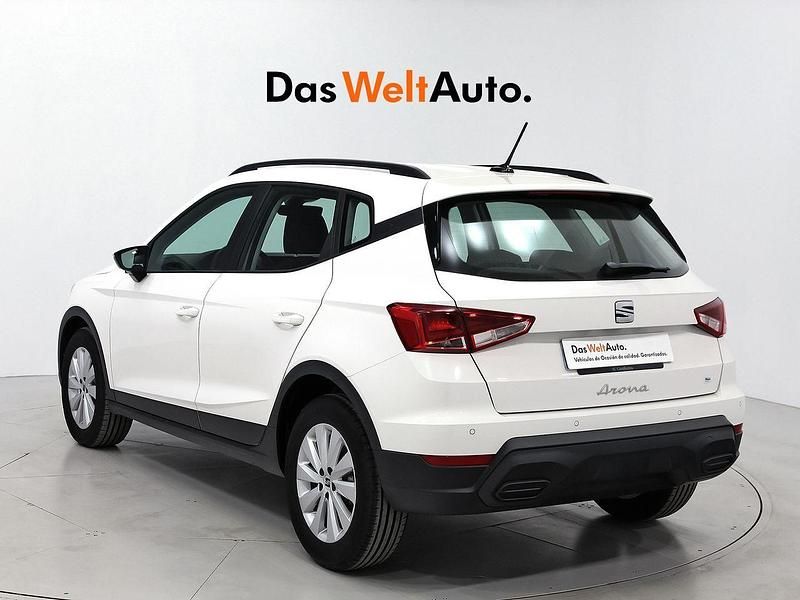Usado Seat Arona Reference 95 CV (69 kW) 2025 Blanco SUV