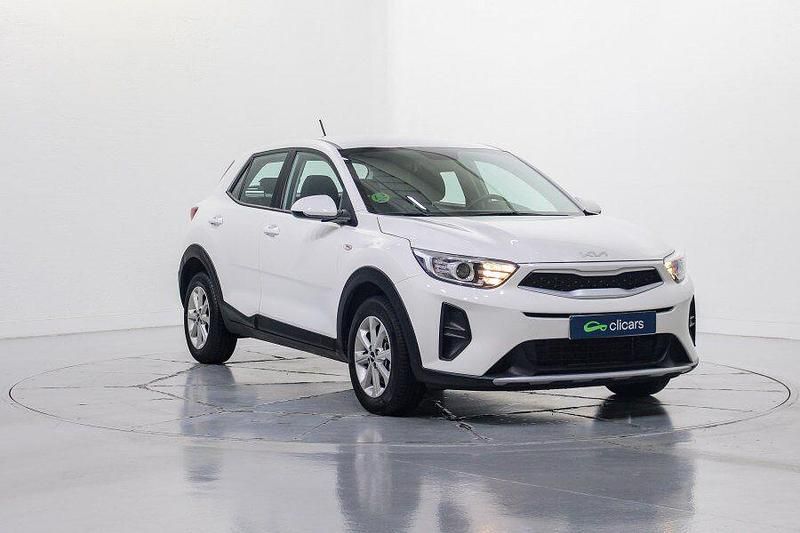 Usado Kia Stonic Plus 84 CV (61 kW) 2023 Blanco SUV