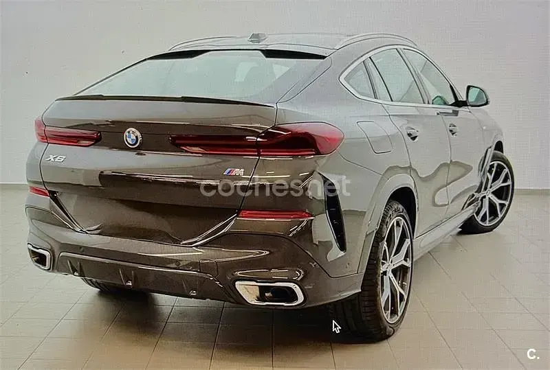 Usado BMW X6 M Sport 352 CV (258 kW) 2024 Gris / plata SUV