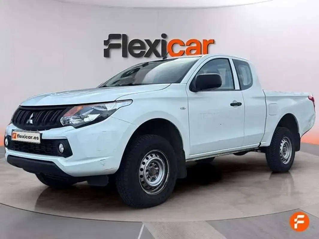 Usado Mitsubishi L200 154 CV (113 kW) 2019 Blanco Pickup/Camioneta