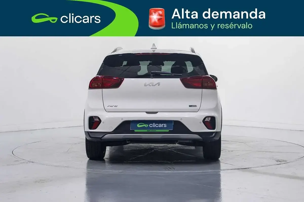 Usado Kia Niro 102 CV (75 kW) 2022 Blanco SUV