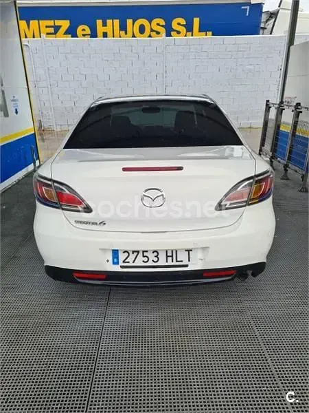 Usado Mazda 6 Style 129 CV (94 kW) 2012 Blanco Berlina