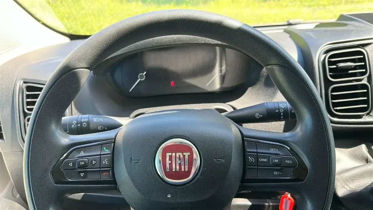 Używany Fiat Ducato 120 KM (88 kW) 2021 Biały Van
