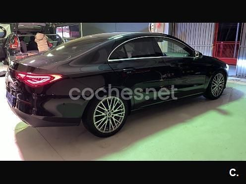 Usado Mercedes A180 116 CV (85 kW) 2020 Negro Berlina