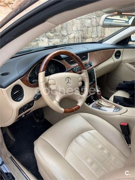 Usado Mercedes CLS350 292 CV (214 kW) 2006 Azul Berlina