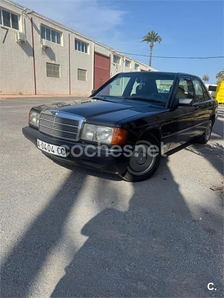 Negro Usado 1992 Mercedes 190 Berlina | 6999 € - Imagen 1/4