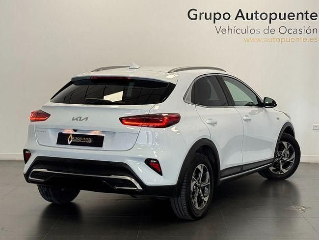 Usado Kia XCeed 120 CV (88 kW) 2024 Blanco SUV
