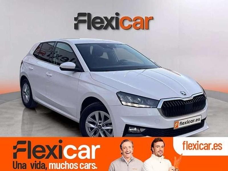 Usado Skoda Fabia 95 CV (69 kW) 2025 Blanco Utilitario