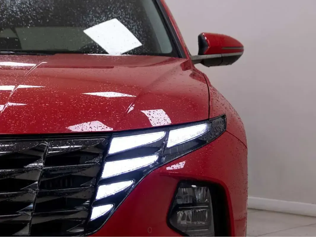 Usado Hyundai Tucson 150 CV (110 kW) 2021 Rojo SUV