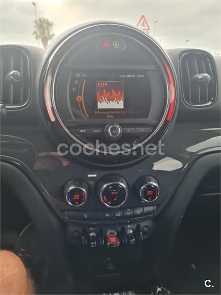 Rojo Usado 2019 Mini One D Countryman SUV | 14.500 € (Precio justo) - Imagen 1/4