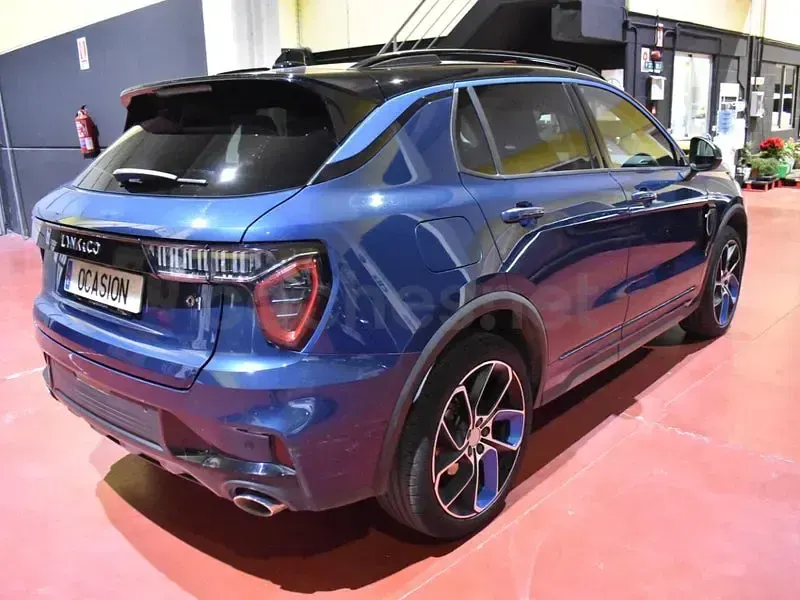 Usado Lynk & Co 01 261 CV (191 kW) 2023 Azul SUV