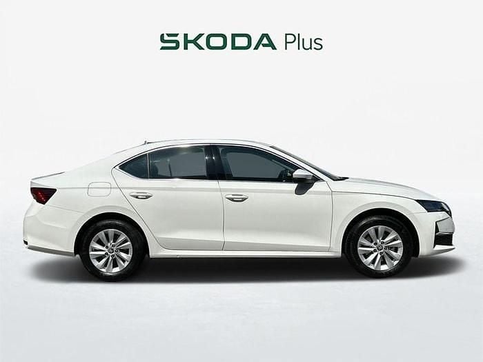 Nuevo Skoda Octavia Selection 150 CV (110 kW) 2025 Blanco Berlina