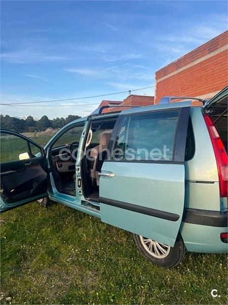 Usado Citroën C8 Exclusive 130 CV (95 kW) 2004 Azul Monovolumen