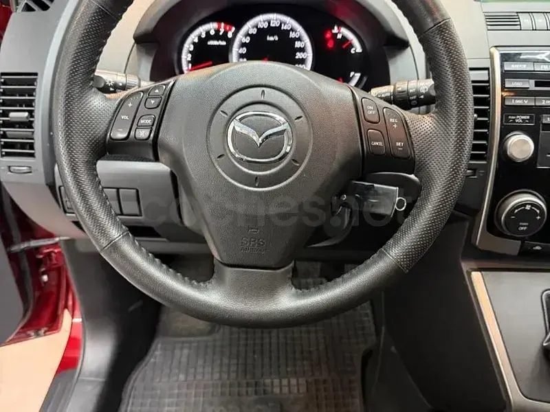 Usado Mazda 5 Active 146 CV (107 kW) 2009 Granate Monovolumen