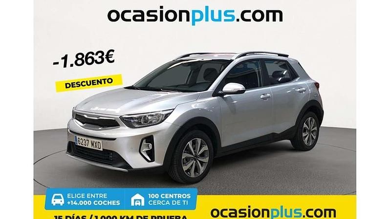 Plateado Usado 2024 Kia Stonic SUV | 18.637 € (Precio justo) - Imagen 1/4