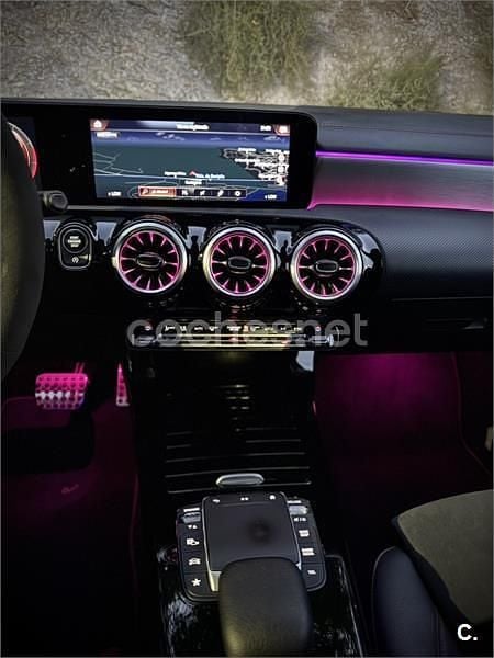 Blanco Usado 2019 Mercedes CLA200 Berlina | 28.990 € (Un poco caro) - Imagen 1/3