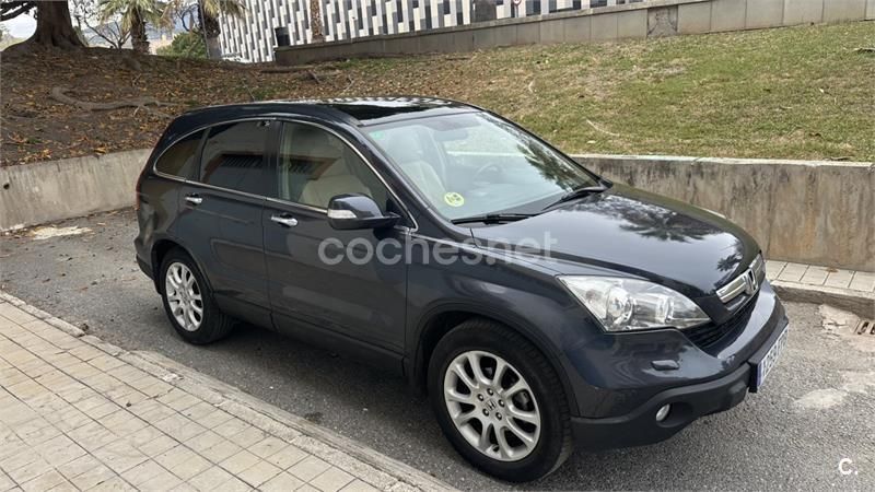 Gris / plata Usado 2007 Honda CR-V Luxury SUV | 9500 € (Precio justo) - Imagen 1/4