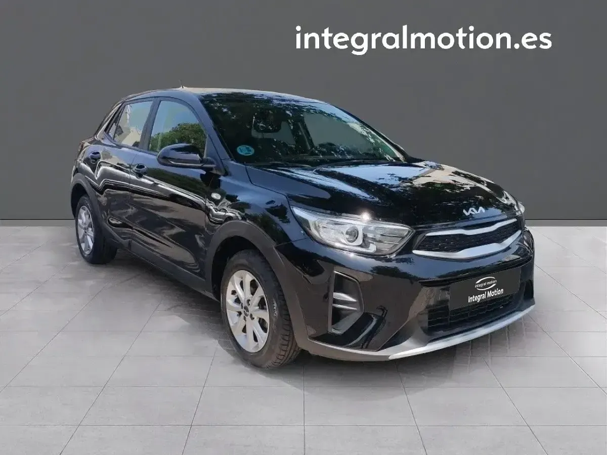Usado Kia Stonic 84 CV (61 kW) 2022 Otro SUV