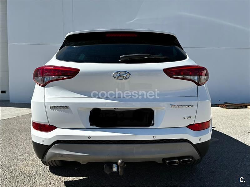 Usado Hyundai Tucson 136 CV (100 kW) 2017 Blanco SUV