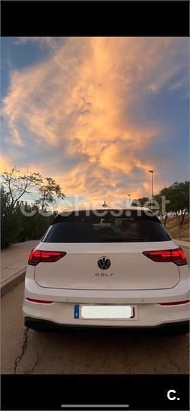 Blanco Usado 2023 VW Golf VIII Berlina | 23.500 € (Precio justo) - Imagen 1/4