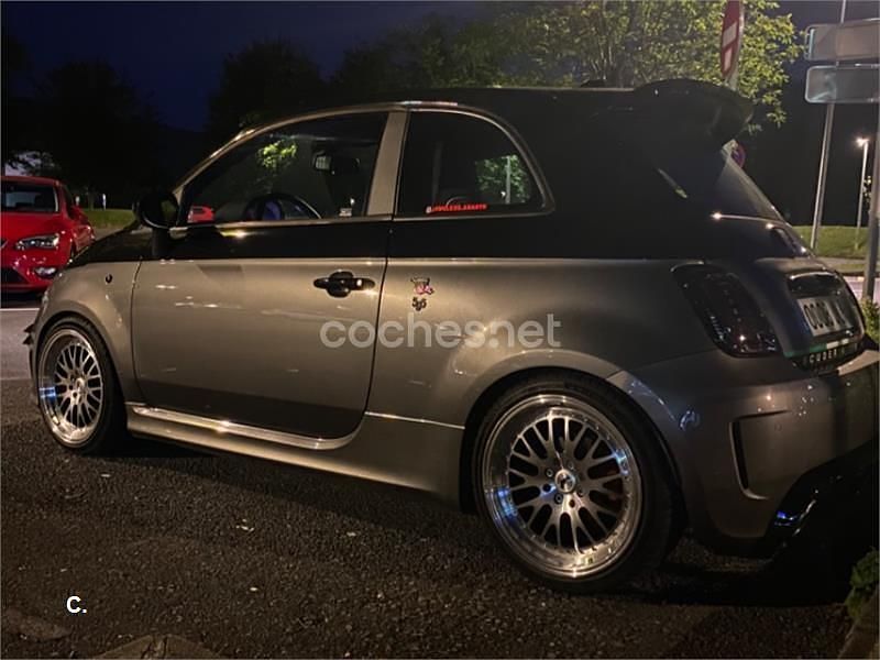 Usado Abarth 500 135 CV (99 kW) 2016 Gris / plata Berlina